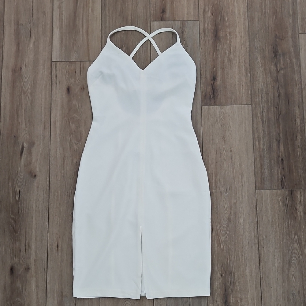 BB Dakota Elegant White Sleeveless Dress Size 2